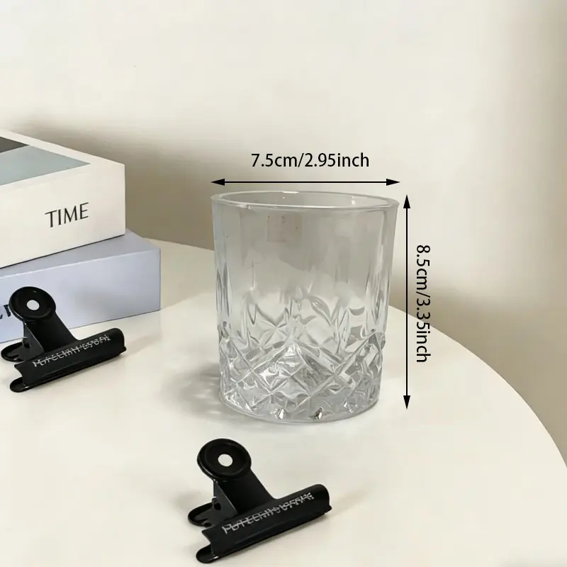 Glass krystall whisky tumblere